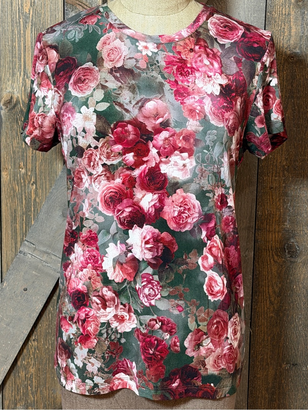 L’AGENCE Ressi Fitted Tee Romantic Dark Floral Rose Peony Print Top Medium